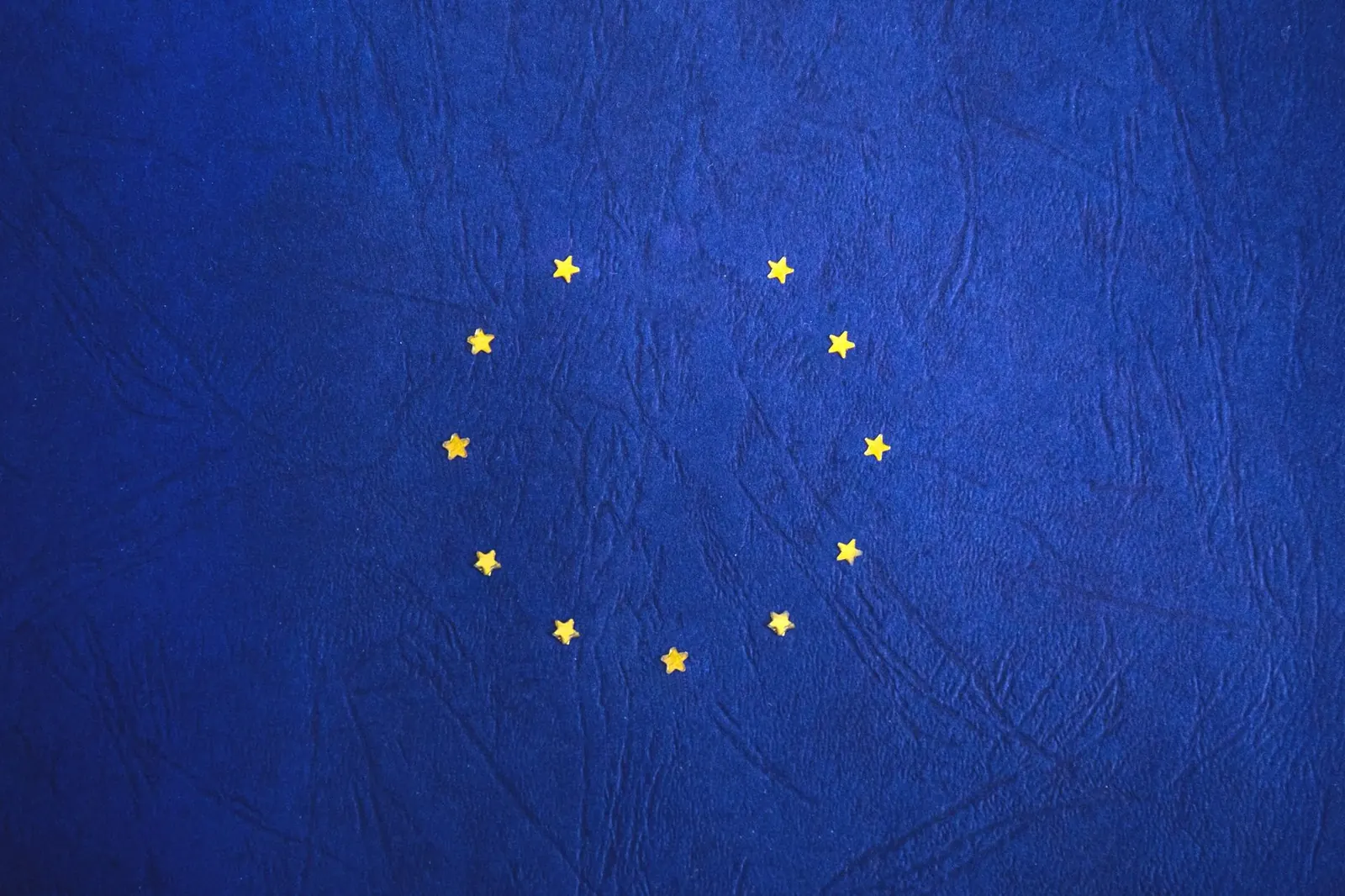 Európai uniós zászló, amelyből hiányzik egy csillag